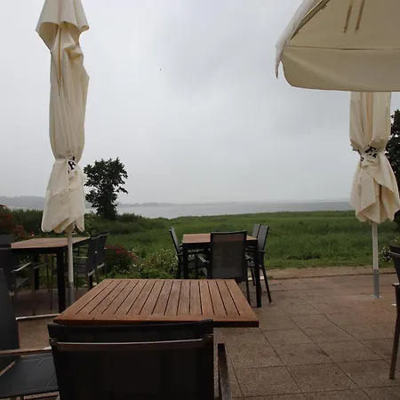 Im Seedomizil * Kummerow (Mecklenburgische Seenplatte)